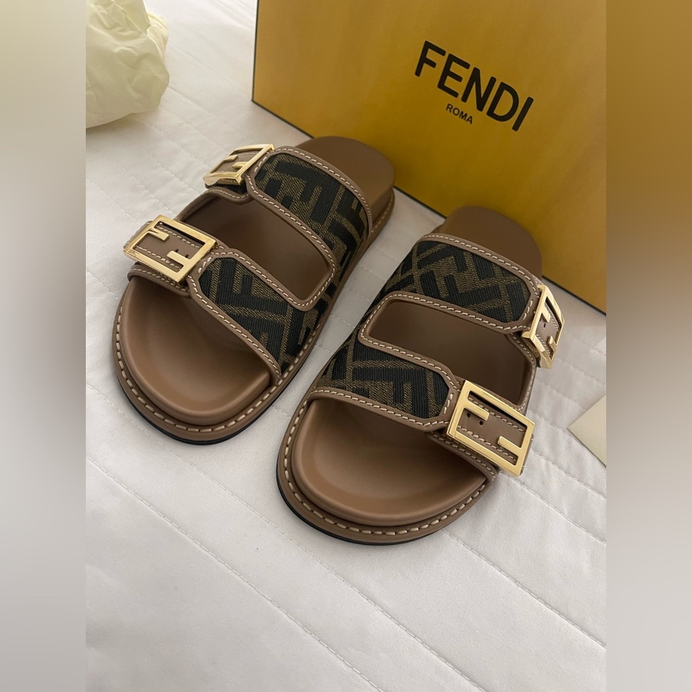 Fendi
FF Jacquard Dual Buckle Slide Sandals